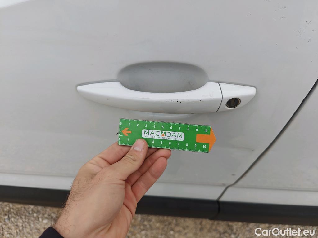  Land Rover  Discovery FIAT Doblò / 2022 / 5P / combi Combi (N1) BlueHDi 1.5 L 100CV (AC) #102