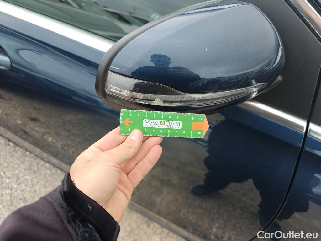  Mercedes  B-Klasse MERCEDES-BENZ Clase B / 2019 / 5P / monovolumen compacto B 180 d #36