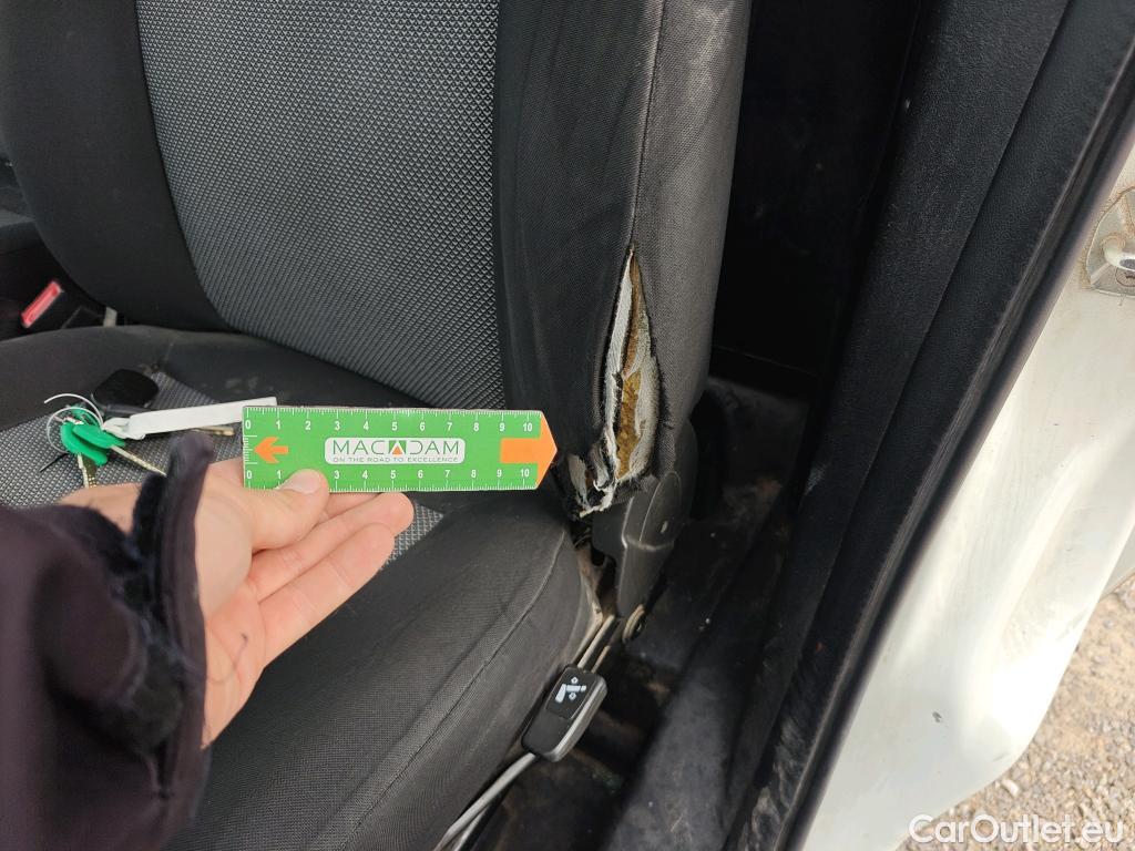  Fiat  Doblo FIAT DOBLÒ CARGO VU 4p 3G furgón derivad Base Maxi 1.3 Mjet 90 E5+ #62