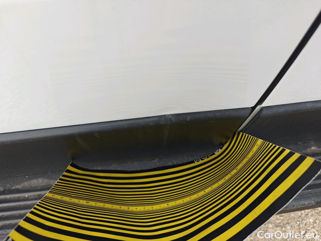  Opel  Movano OPEL  / 2021 / 4P / Furgón Base L2H2 3.5T 2.2 BHDi 88kW #71