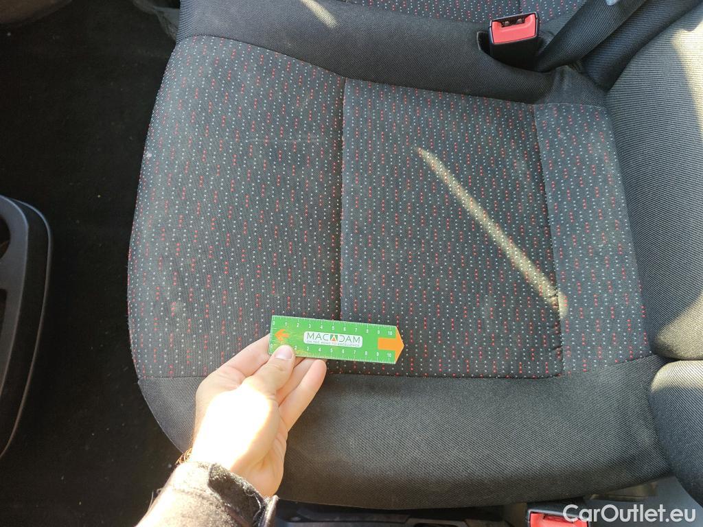  Opel  Movano OPEL  / 2021 / 4P / furgón Furgón Base L2H2 3.5T 2.2 BlueHDi 103kW #33