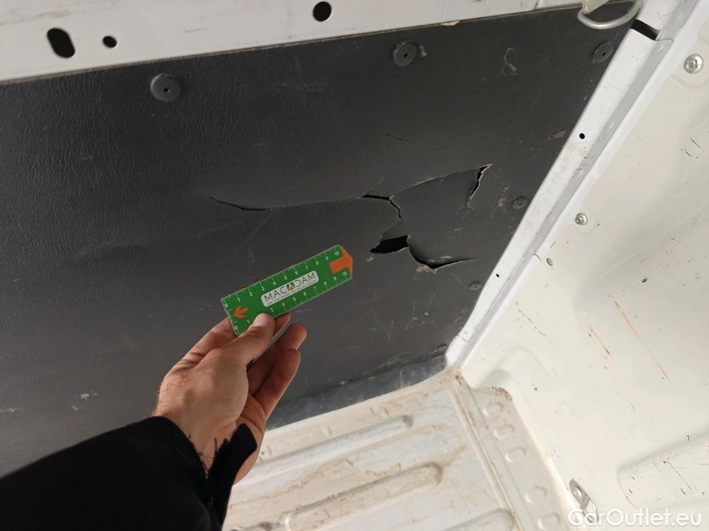  Opel  Movano OPEL  / 2021 / 4P / Furgón Base L2H2 3.5T 2.2 BHDi 88kW #15