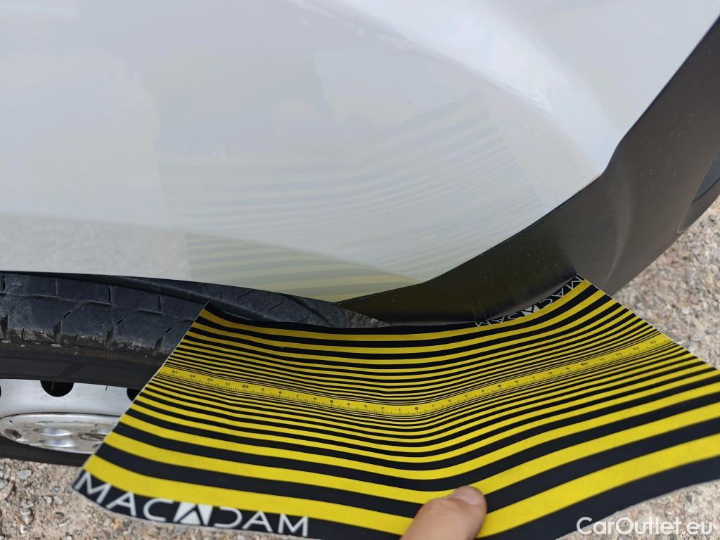  Opel  Movano OPEL  / 2021 / 4P / Furgón Base L2H2 3.5T 2.2 BHDi 88kW #31