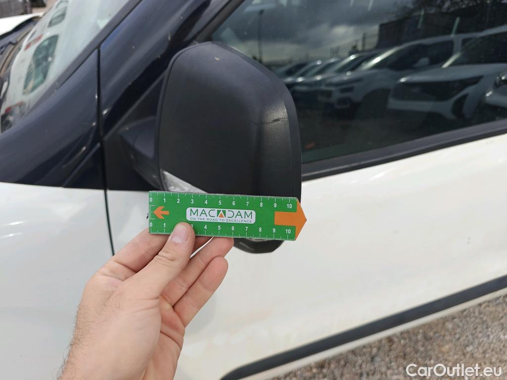  Fiat  Doblo FIAT DOBLÒ CARGO VU 4p 3G furgón derivad Base Maxi 1.3 Mjet 90 E5+ #85