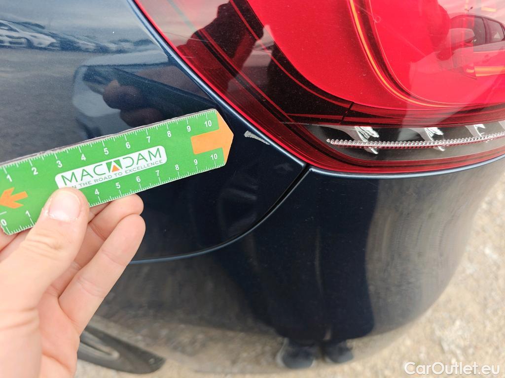  Mercedes  B-Klasse MERCEDES-BENZ Clase B / 2019 / 5P / monovolumen compacto B 180 d #64