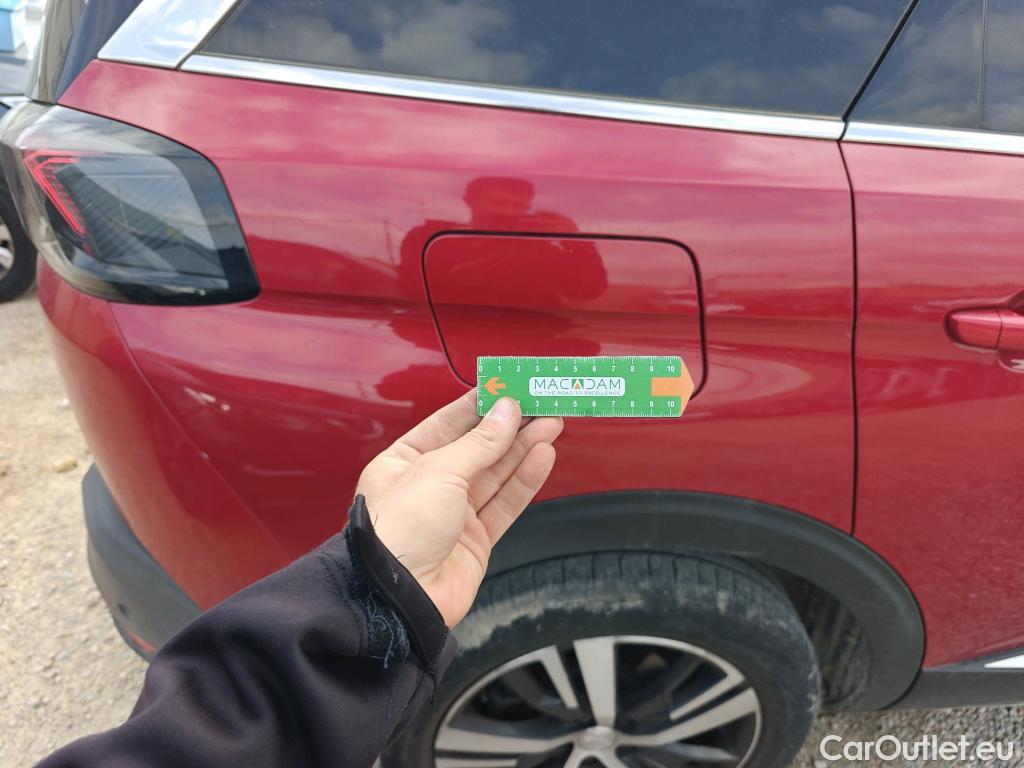  Peugeot  5008 PEUGEOT  / 2020 / 5P / todoterreno 1.5 BlueHDi 96kW S&S GT EAT8 #44