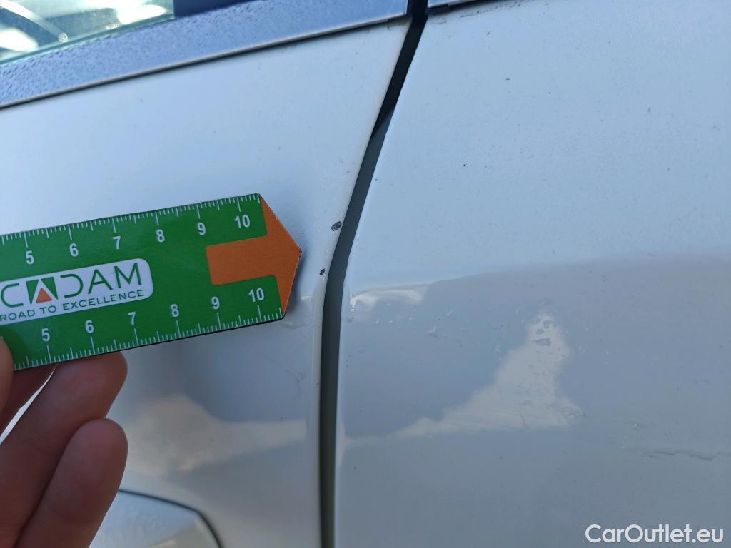  Nissan  Qashqai NISSAN  / 2021 / 5P / todoterreno DIG-T 103kW (140CV) mHEV 4x2 Acenta #14