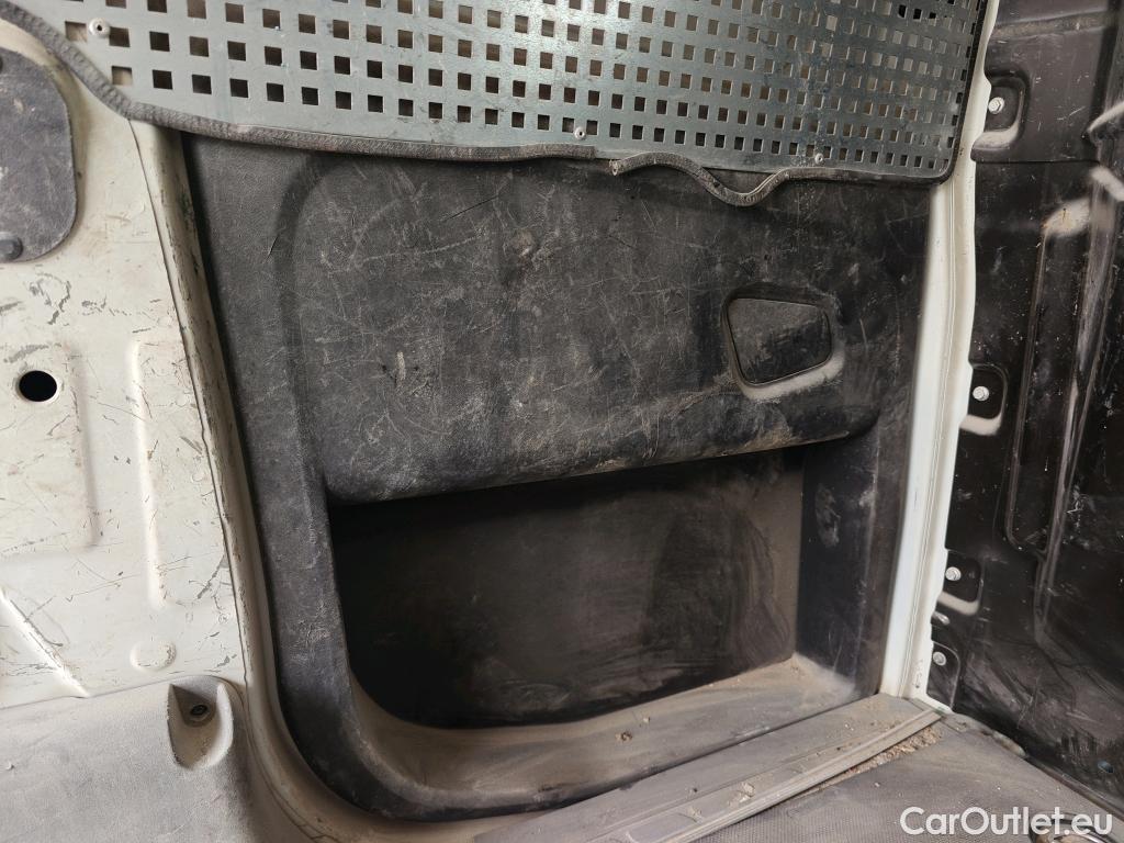  Fiat  Doblo FIAT DOBLÒ CARGO VU 4p 3G furgón derivad Base Maxi 1.3 Mjet 90 E5+ #37