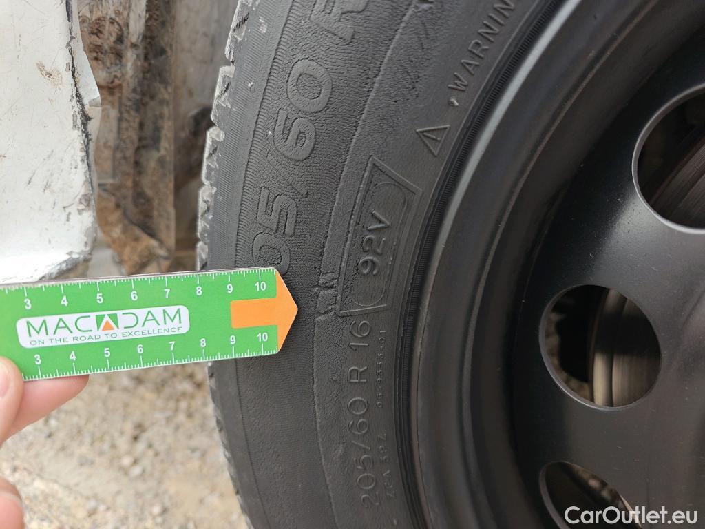  Land Rover  Discovery FIAT Doblò / 2022 / 5P / combi Combi (N1) BlueHDi 1.5 L 100CV (AC) #70