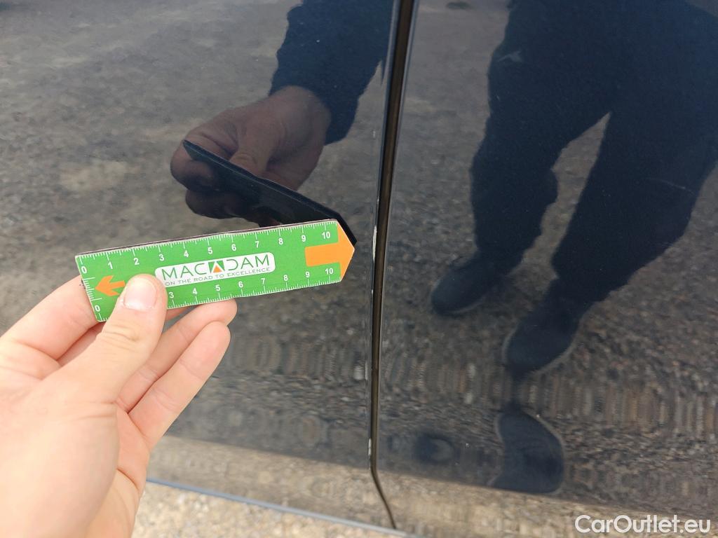  Mercedes  B-Klasse MERCEDES-BENZ Clase B / 2019 / 5P / monovolumen compacto B 180 d #26