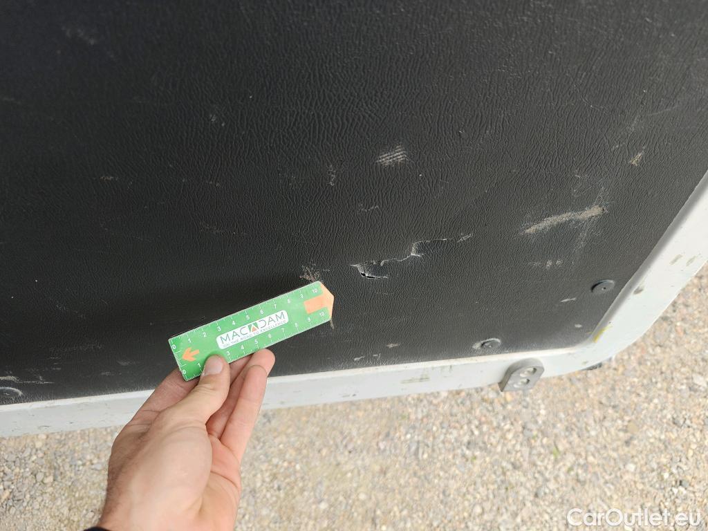  Opel  Movano OPEL  / 2021 / 4P / Furgón Base L2H2 3.5T 2.2 BHDi 88kW #25