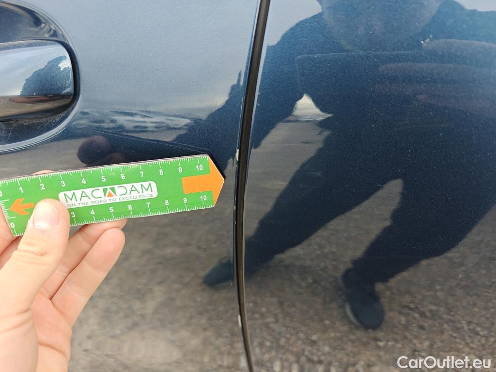  Mercedes  B-Klasse MERCEDES-BENZ Clase B / 2019 / 5P / monovolumen compacto B 180 d #25