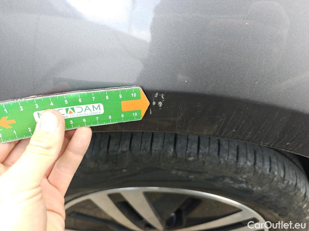  Mercedes  A-Klasse MERCEDES-BENZ Clase A / 2018 / 4P / sedán Sedán A 250 e #11