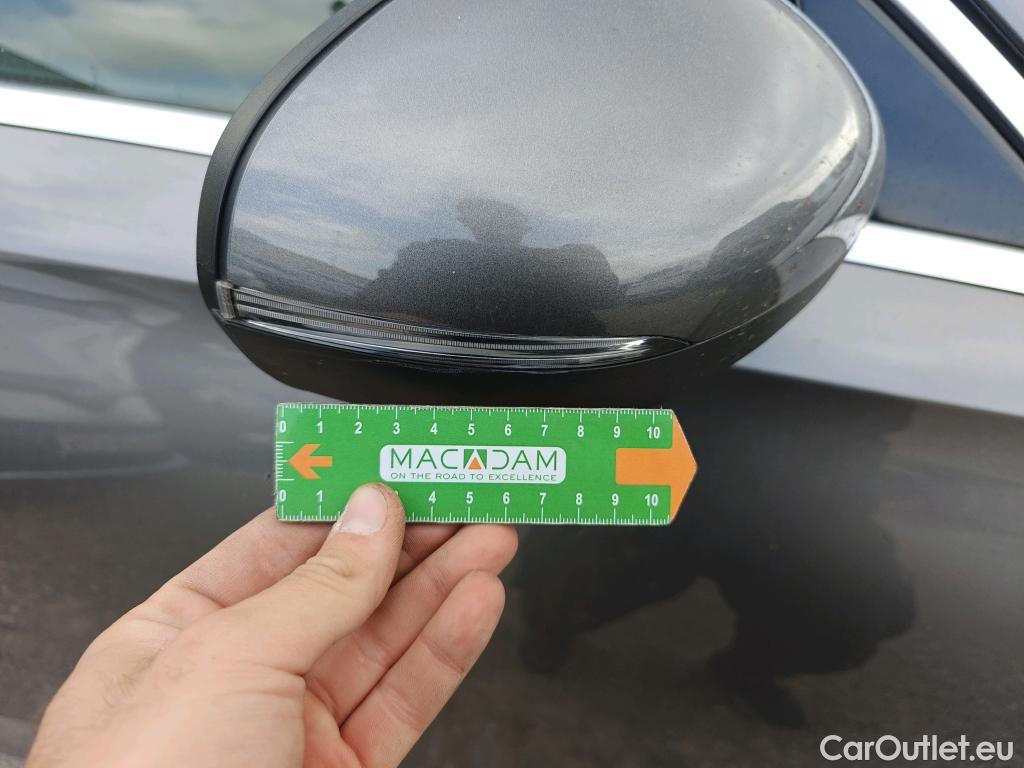  Mercedes  A-Klasse MERCEDES-BENZ Clase A / 2018 / 4P / sedán Sedán A 250 e #34