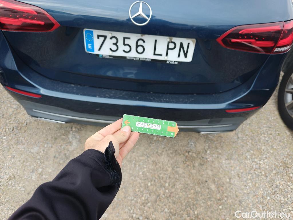  Mercedes  B-Klasse MERCEDES-BENZ Clase B / 2019 / 5P / monovolumen compacto B 180 d #43