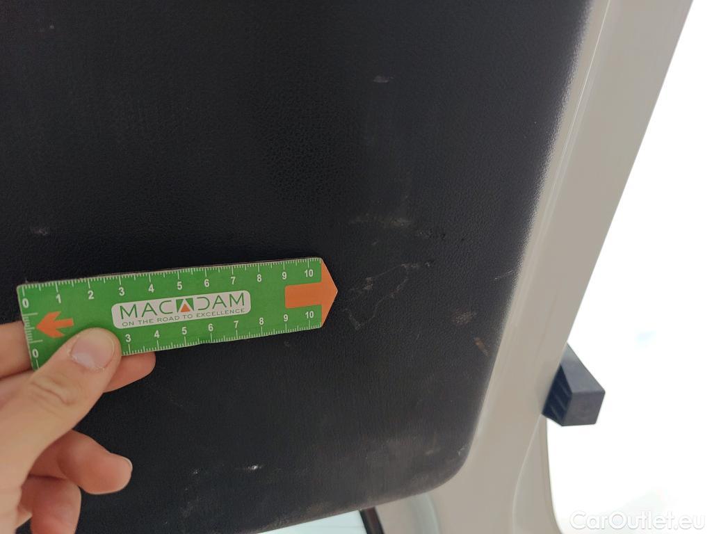  Land Rover  Discovery FIAT Doblò / 2022 / 5P / combi Combi (N1) BlueHDi 1.5 L 100CV (AC) #41