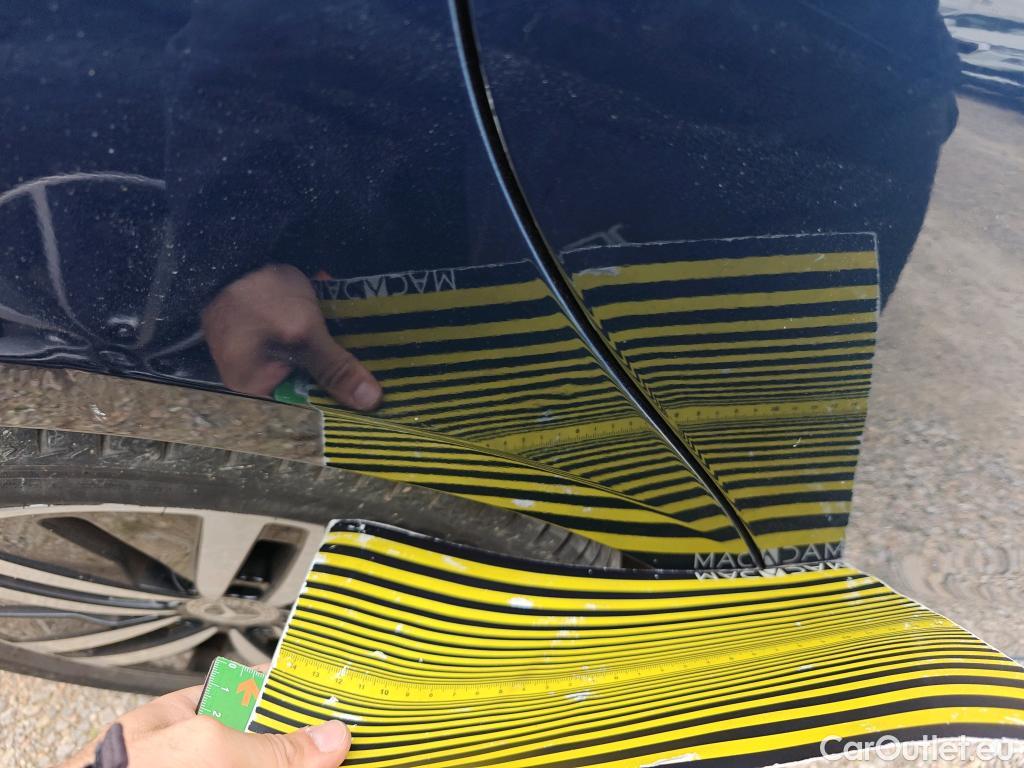  Mercedes  B-Klasse MERCEDES-BENZ Clase B / 2019 / 5P / monovolumen compacto B 180 d #55