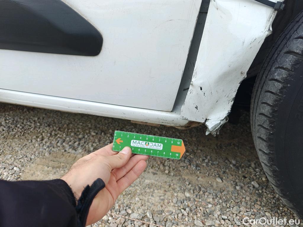  Land Rover  Discovery FIAT Doblò / 2022 / 5P / combi Combi (N1) BlueHDi 1.5 L 100CV (AC) #60