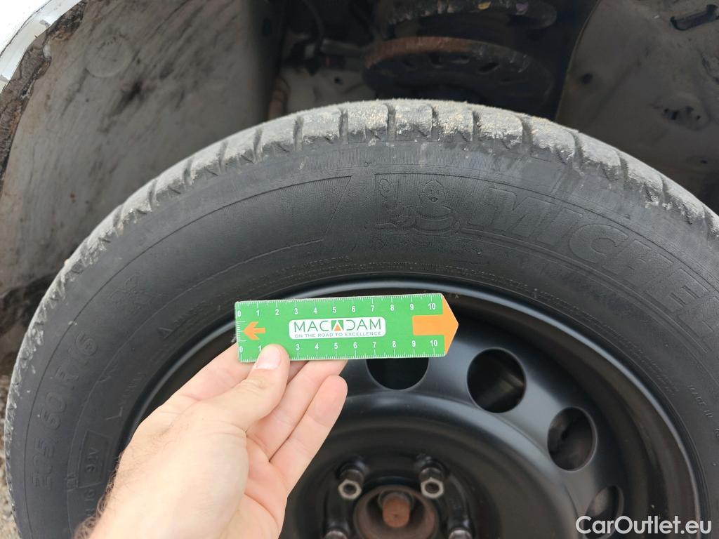  Land Rover  Discovery FIAT Doblò / 2022 / 5P / combi Combi (N1) BlueHDi 1.5 L 100CV (AC) #66