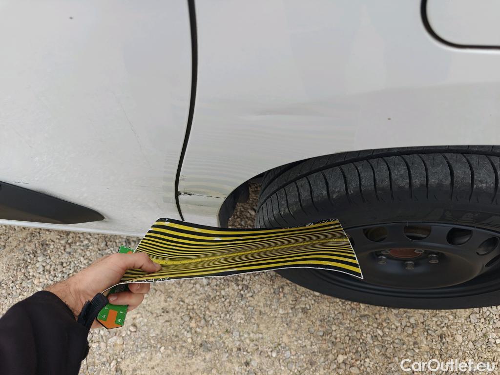  Land Rover  Discovery FIAT Doblò / 2022 / 5P / combi Combi (N1) BlueHDi 1.5 L 100CV (AC) #30