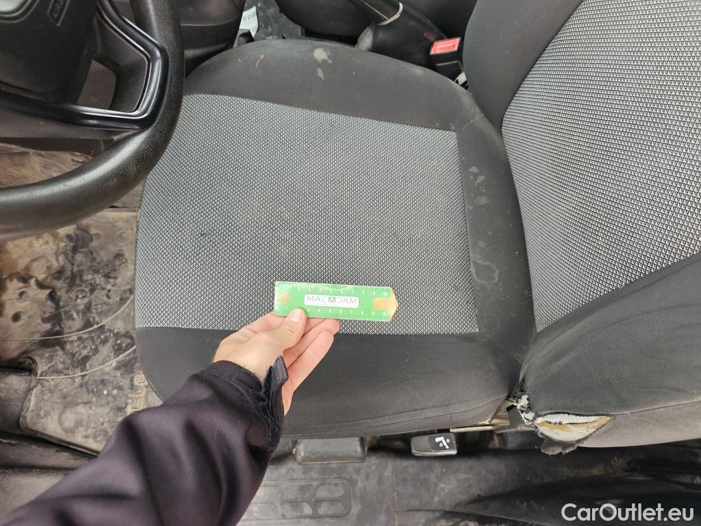  Fiat  Doblo FIAT DOBLÒ CARGO VU 4p 3G furgón derivad Base Maxi 1.3 Mjet 90 E5+ #63