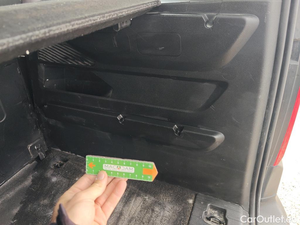  Land Rover  Discovery FIAT Doblò / 2022 / 5P / combi Combi (N1) BlueHDi 1.5 L 100CV (AC) #109