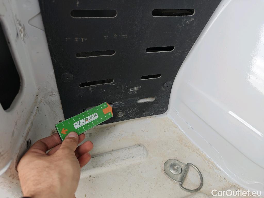  Opel  Movano OPEL  / 2021 / 4P / Furgón Base L2H2 3.5T 2.2 BHDi 88kW #20