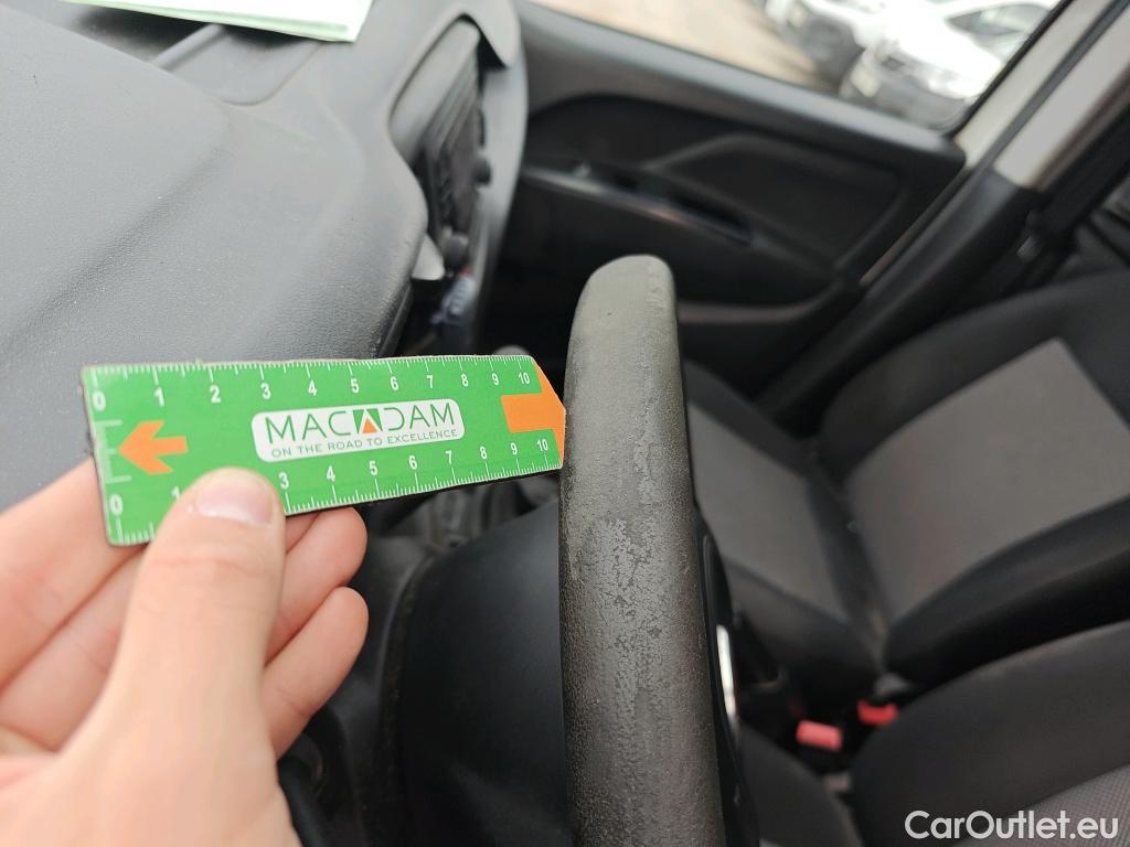  Fiat  Doblo FIAT DOBLÒ CARGO VU 4p 3G furgón derivad Base Maxi 1.3 Mjet 90 E5+ #69