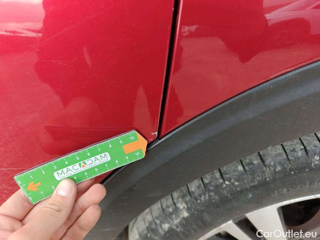  Peugeot  5008 PEUGEOT  / 2020 / 5P / todoterreno 1.5 BlueHDi 96kW S&S GT EAT8 #22