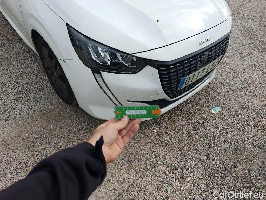  Peugeot  208 PEUGEOT  / 2019 / 5P / berlina con portón BlueHDi 73kW (100CV) Active Pack (AC) #19