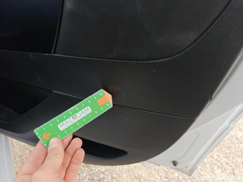  Land Rover  Discovery FIAT Doblò / 2022 / 5P / combi Combi (N1) BlueHDi 1.5 L 100CV (AC) #84