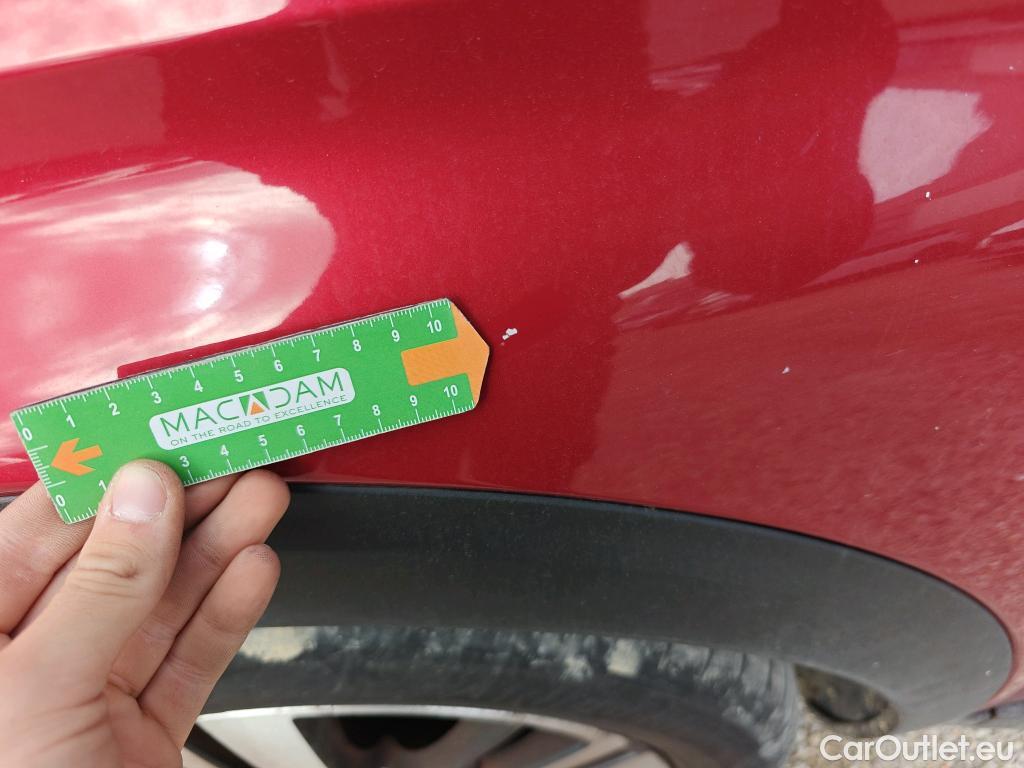  Peugeot  5008 PEUGEOT  / 2020 / 5P / todoterreno 1.5 BlueHDi 96kW S&S GT EAT8 #56