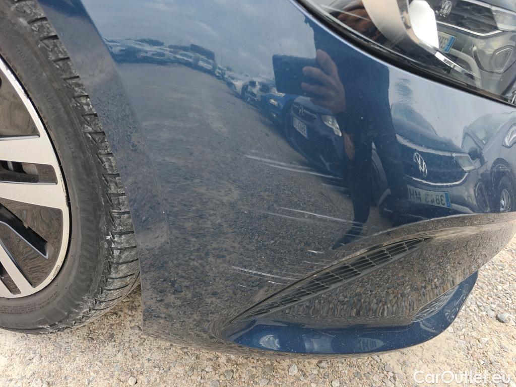  Mercedes  B-Klasse MERCEDES-BENZ Clase B / 2019 / 5P / monovolumen compacto B 180 d #32