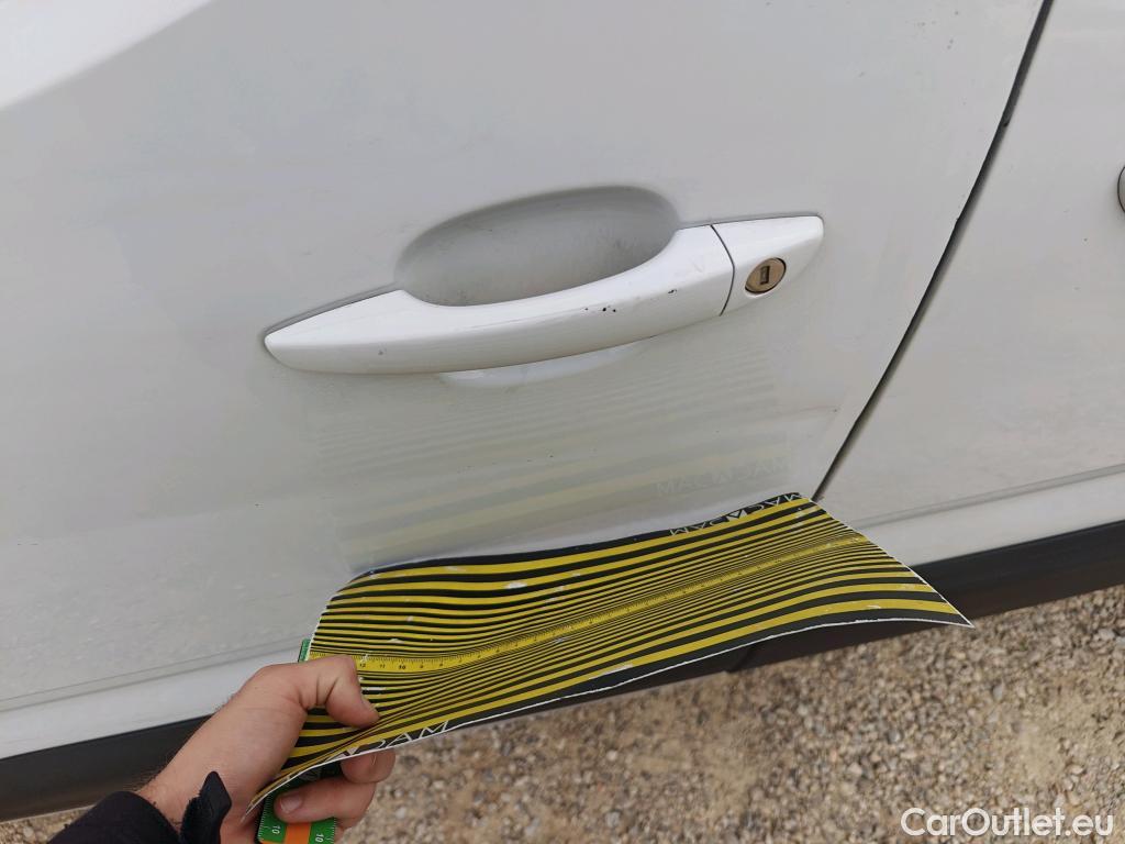  Land Rover  Discovery FIAT Doblò / 2022 / 5P / combi Combi (N1) BlueHDi 1.5 L 100CV (AC) #36