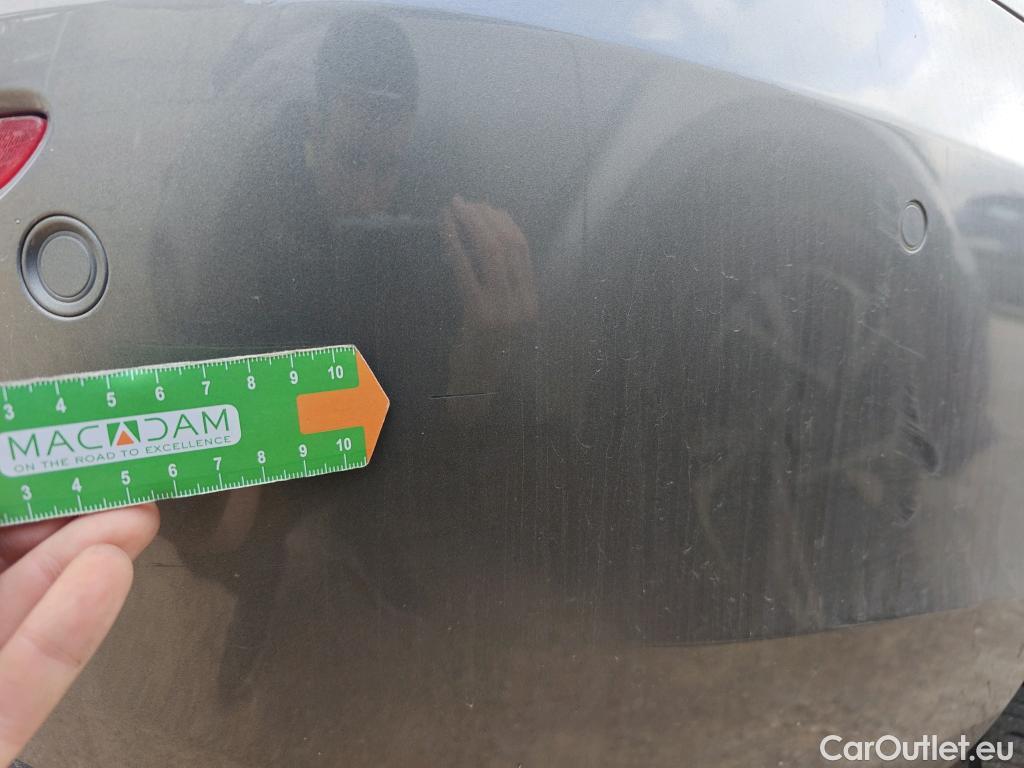  Mercedes  A-Klasse MERCEDES-BENZ Clase A / 2018 / 4P / sedán Sedán A 250 e #29