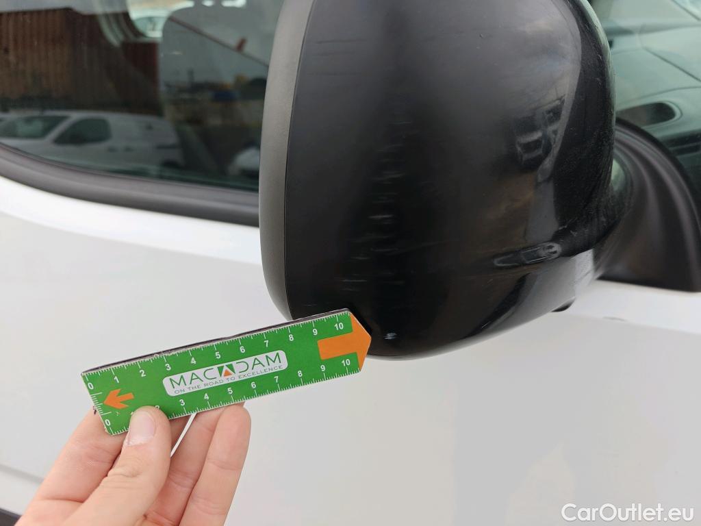  Land Rover  Discovery FIAT Doblò / 2022 / 5P / combi Combi (N1) BlueHDi 1.5 L 100CV (AC) #98