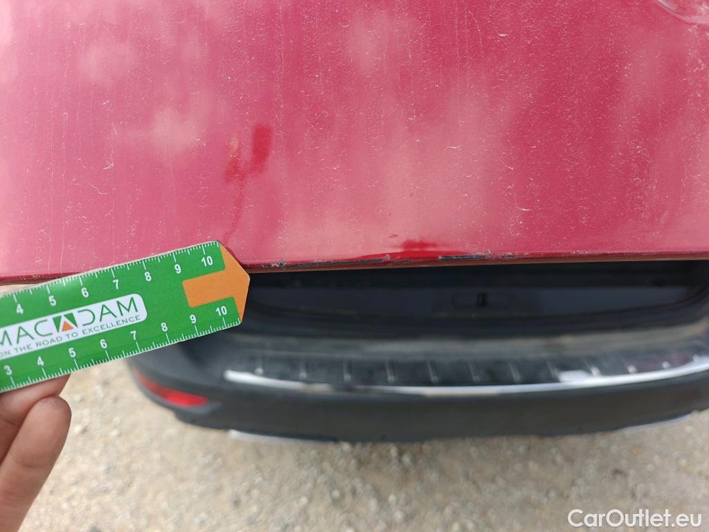  Peugeot  5008 PEUGEOT  / 2020 / 5P / todoterreno 1.5 BlueHDi 96kW S&S GT EAT8 #5