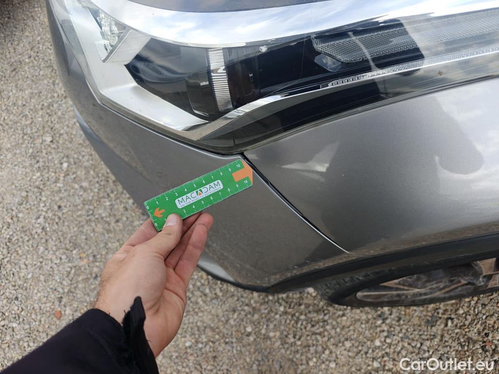  Toyota  C-HR TOYOTA  / 2016 / 5P / todoterreno 1.8 125H Advance (CX) #39