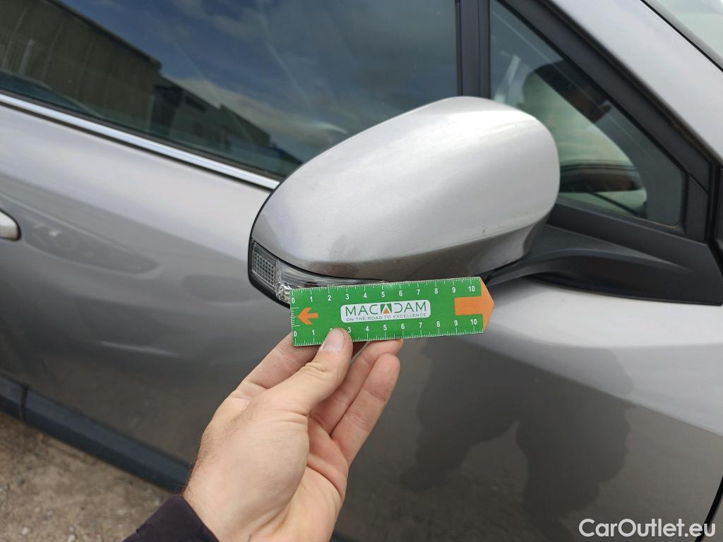  Toyota  C-HR TOYOTA  / 2016 / 5P / todoterreno 1.8 125H Advance (CX) #50