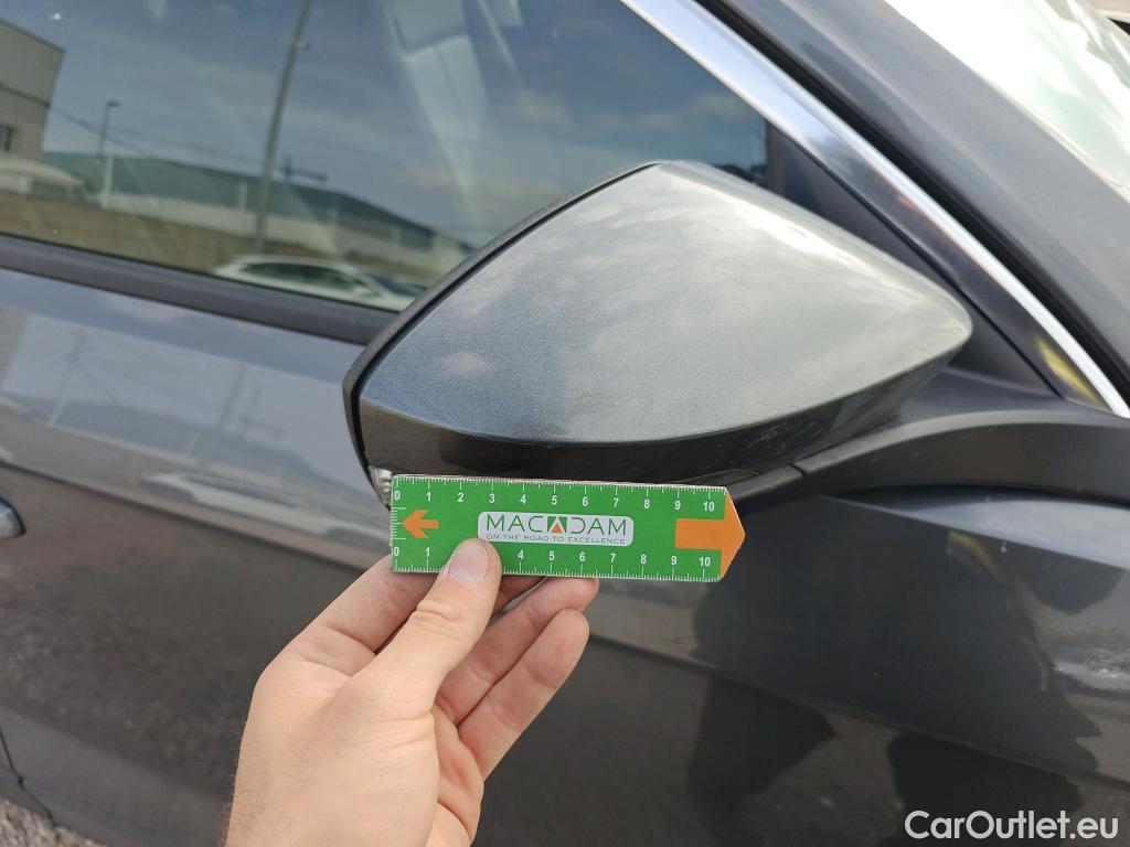  Volkswagen  T-ROC VOLKSWAGEN  / 2017 / 5P / todoterreno Advance 2.0 TDI 85kW (115CV) #51