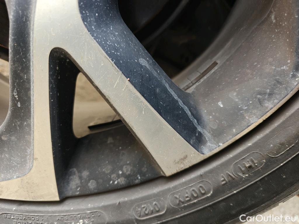  Toyota  C-HR TOYOTA  / 2016 / 5P / todoterreno 1.8 125H Advance (CX) #11