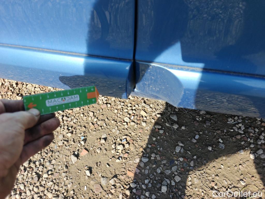  Renault  Megane RENAULT MÉGANE 5p 3G familiar Sp. Tou. Bose Energy dCi 130 S&S Euro 6 #37