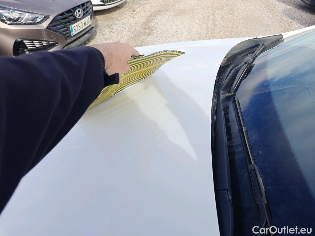  Renault  Megane RENAULT Mégane / 2015 / 5P / berlina con portón Business Blue dCi 81 kW (115CV) #18