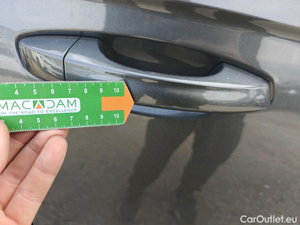  Volkswagen  T-ROC VOLKSWAGEN  / 2017 / 5P / todoterreno Advance 2.0 TDI 85kW (115CV) #46