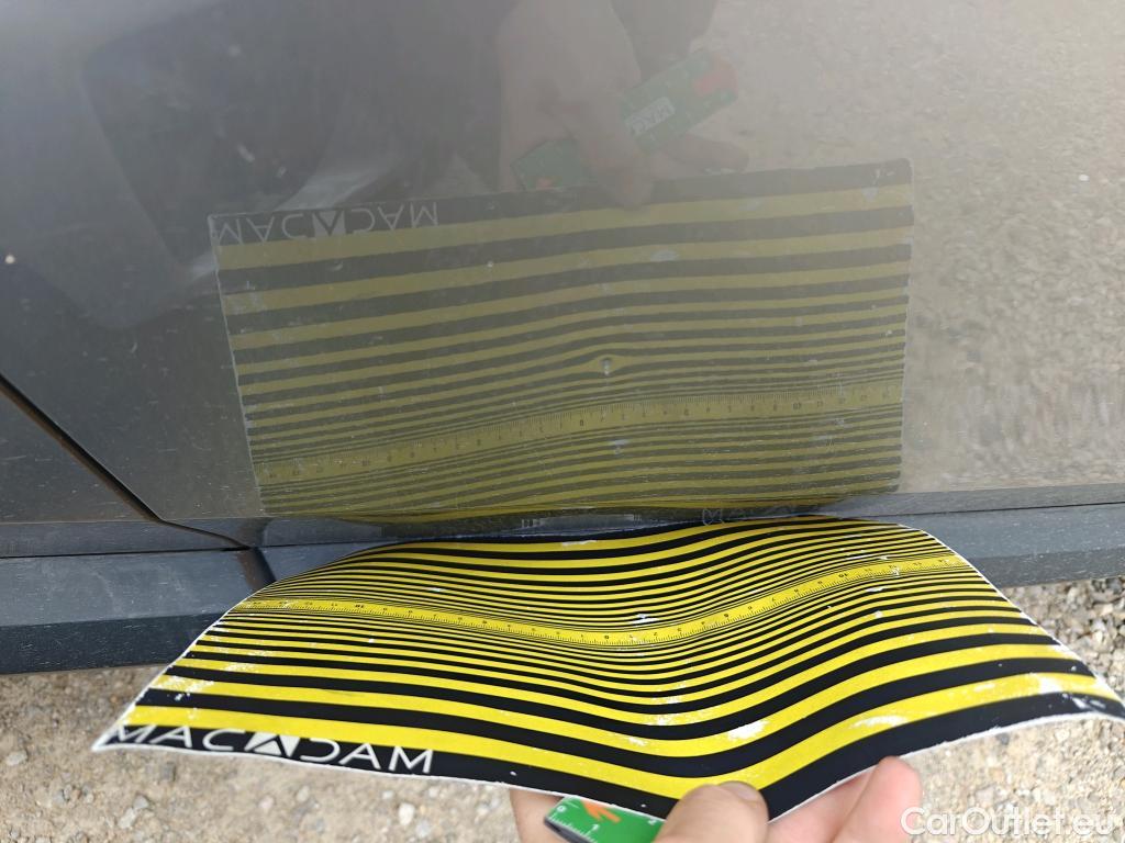  Toyota  C-HR TOYOTA  / 2016 / 5P / todoterreno 1.8 125H Advance (CX) #53