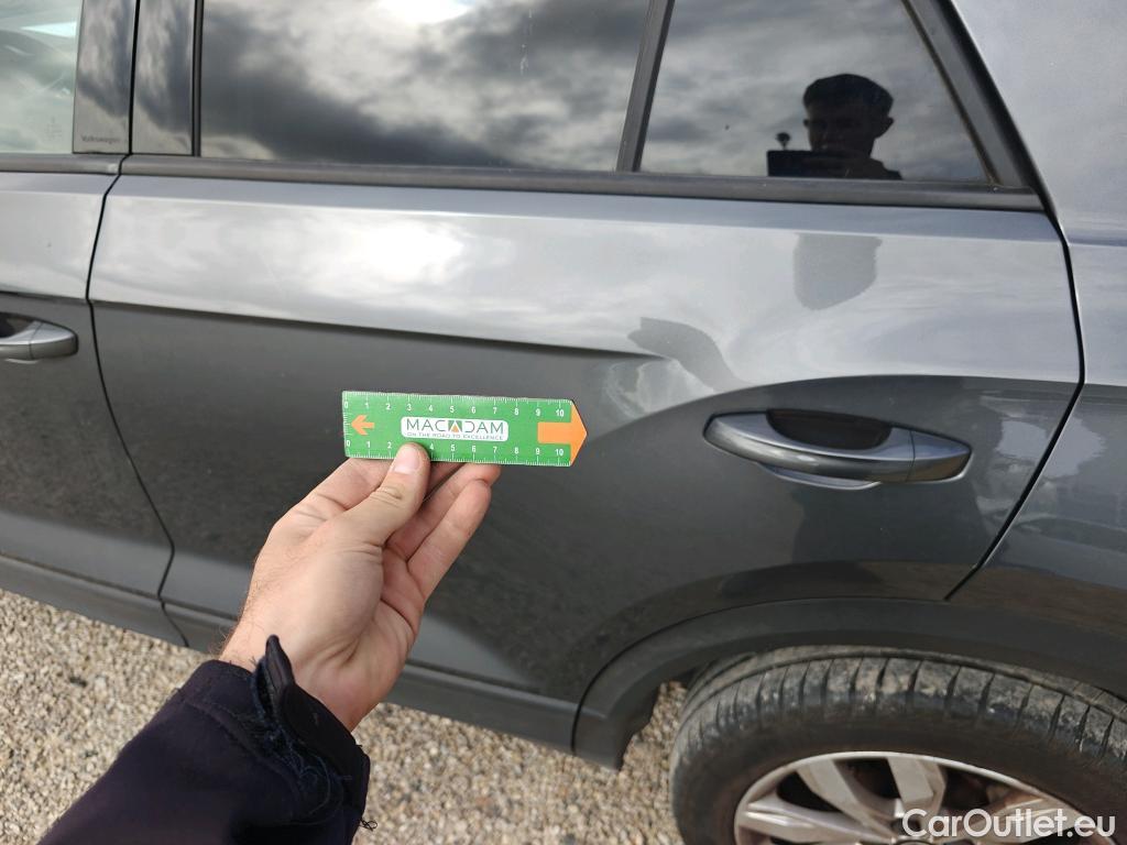  Volkswagen  T-ROC VOLKSWAGEN  / 2017 / 5P / todoterreno Advance 2.0 TDI 85kW (115CV) #55