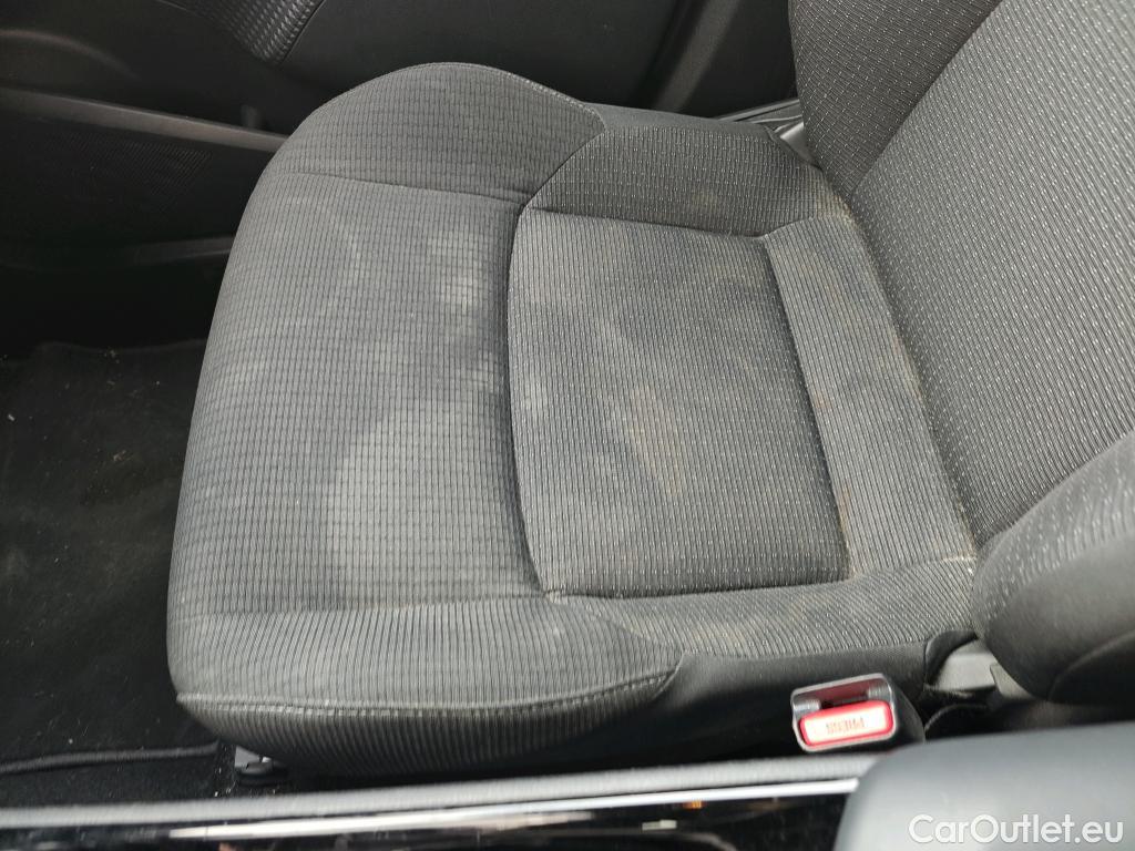  Toyota  C-HR TOYOTA  / 2016 / 5P / todoterreno 1.8 125H Advance (CX) #28