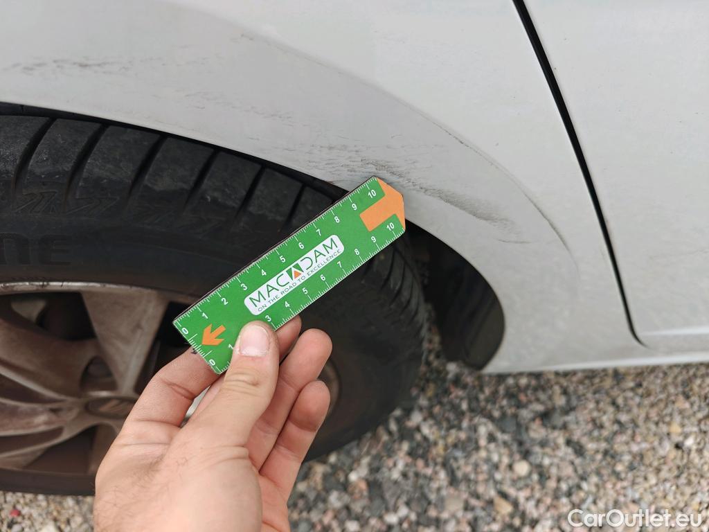  Seat  Leon SEAT León / 2016 / 5P / familiar ST 1.6 TDI 85kW (115CV) S&S Style Ed Nav #51