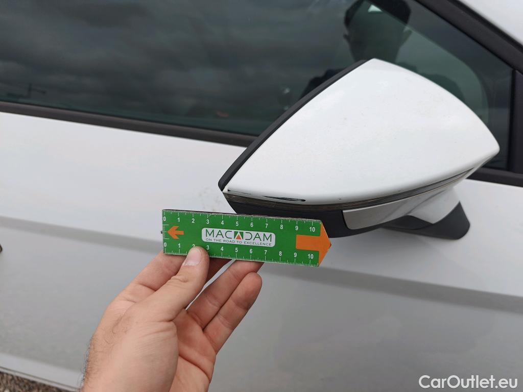  Seat  Leon SEAT León / 2016 / 5P / familiar ST 1.6 TDI 85kW (115CV) S&S Style Ed Nav #37