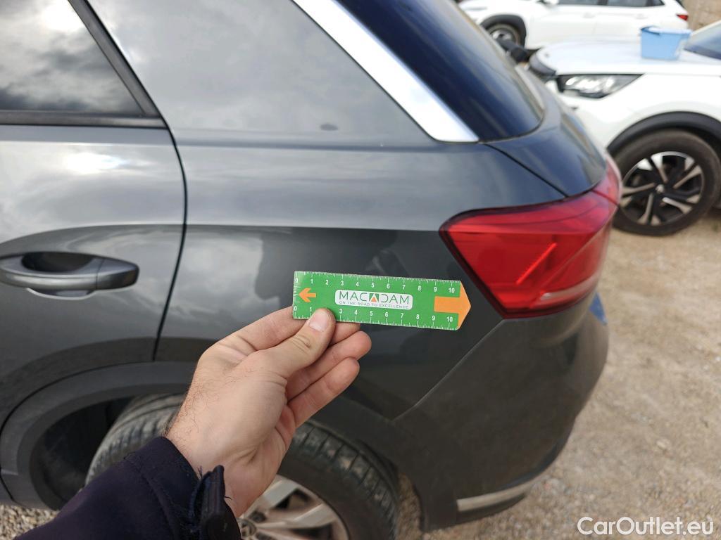  Volkswagen  T-ROC VOLKSWAGEN  / 2017 / 5P / todoterreno Advance 2.0 TDI 85kW (115CV) #49